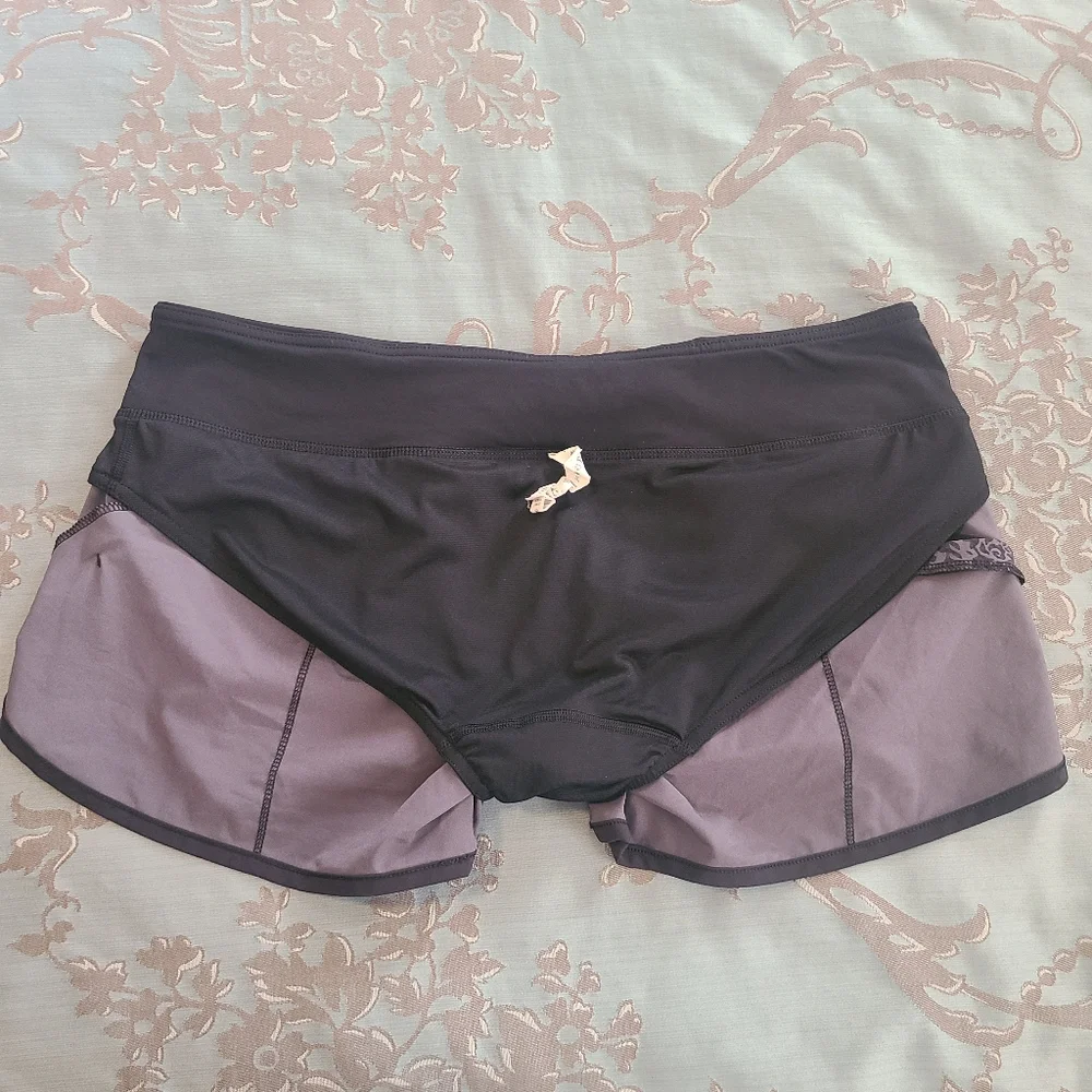 Lululemon Speed Short 2.5